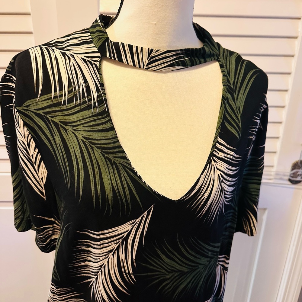 Dorothy Perkins Black and Green Palm Print Midi Dress